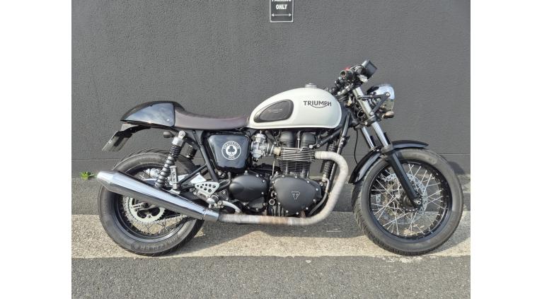 TRIUMPH THRUXTON 900 ACE