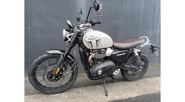 TRIUMPH SCRAMBLER 1200