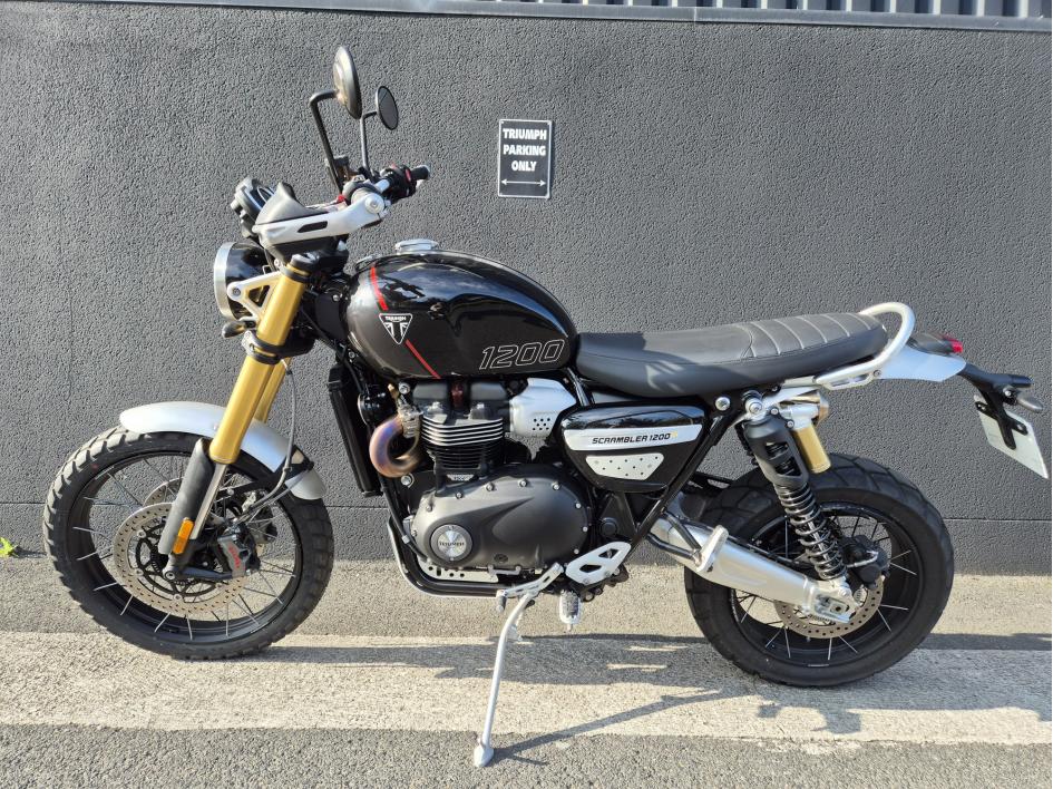 TRIUMPH SCRAMBLER 1200 XE