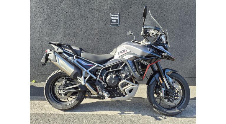 TRIUMPH Tiger 900 GT PRO