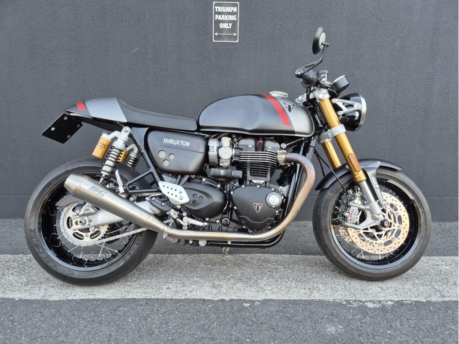 TRIUMPH THRUXTON 1200 RS