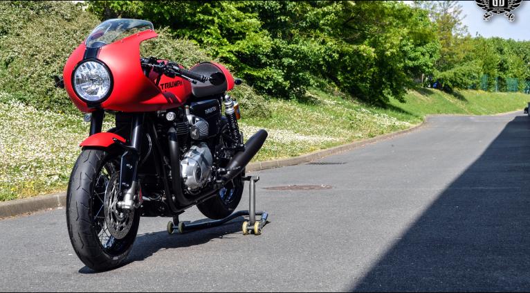 Thruxton 1200 R 