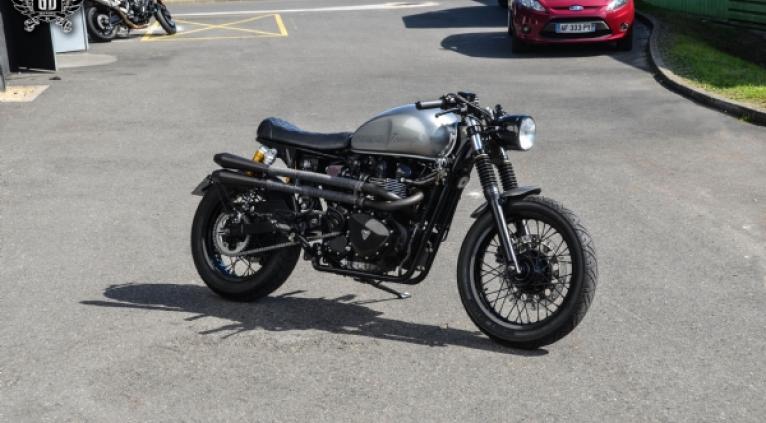 Thruxton 