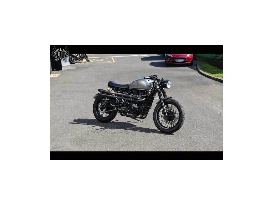 Thruxton 